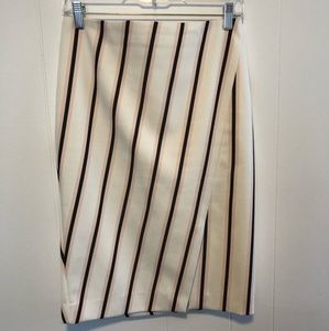 WHBM pencil skirt size 4, great condition